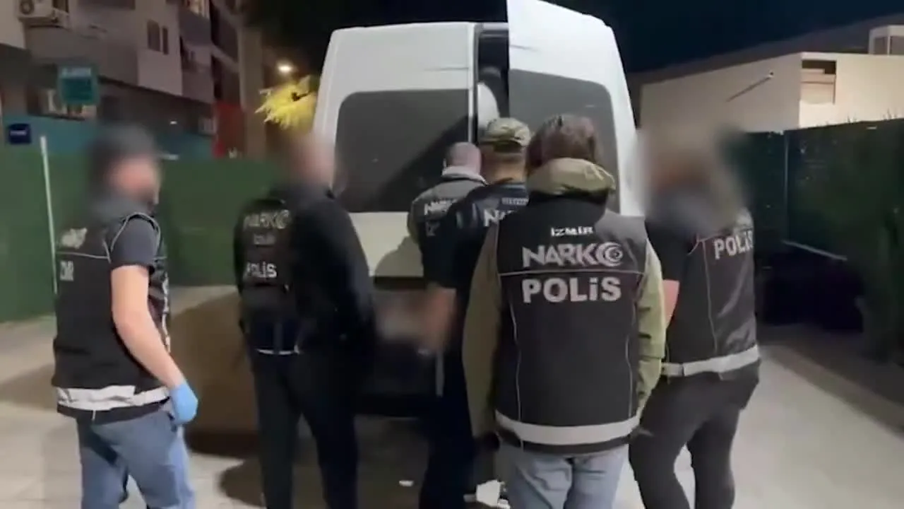 İçişleri Bakanlığı: İzmir Torbalı’da bir ton 346,5 kg uyuşturucu maddesi ele geçirildi